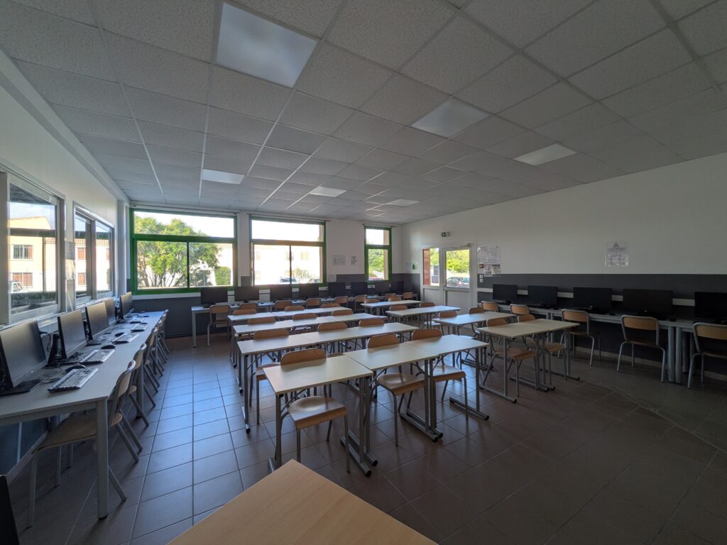 Salle informatique
